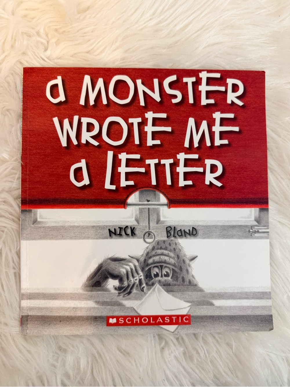 💫10/$25 • Scholastic A Monster Wrote Me A Letter Paperback